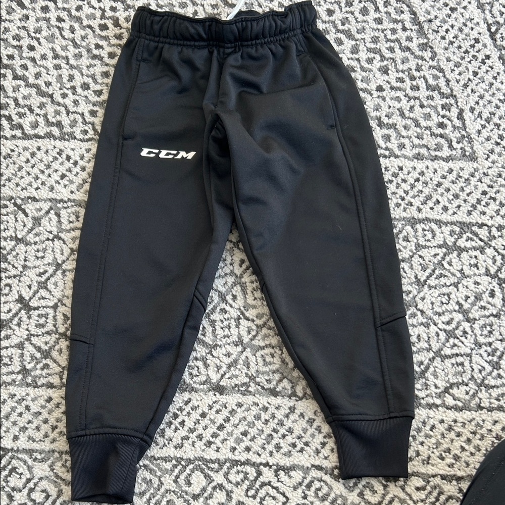 CCM youth jogger pant